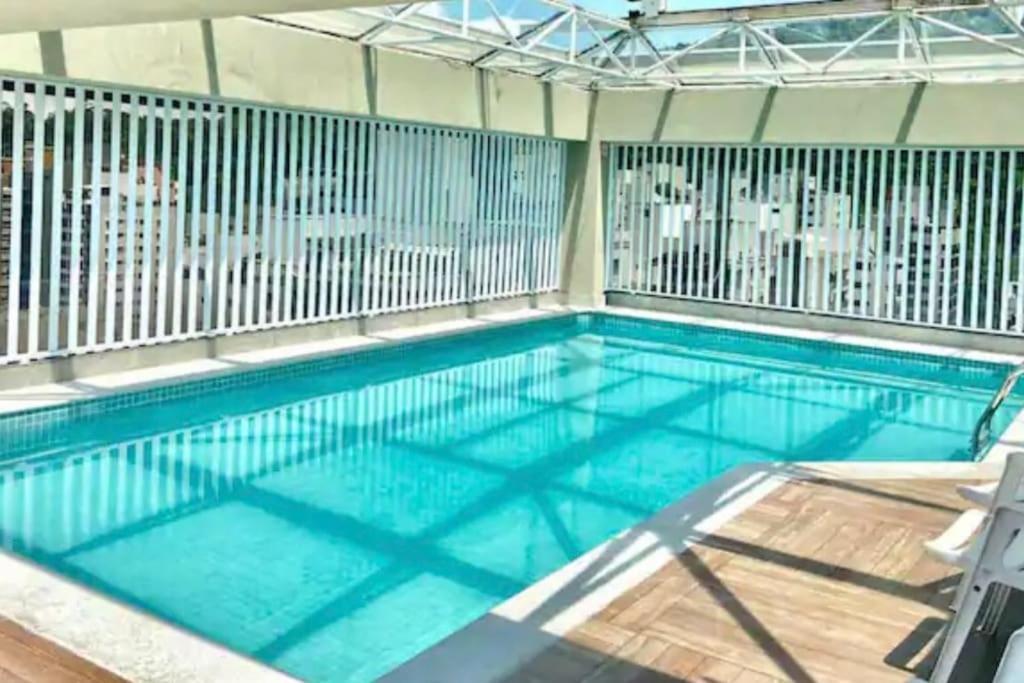 2 Dorm L Piscina L Sauna L Garagem L 200m Da Pitangueiras * Guaruja